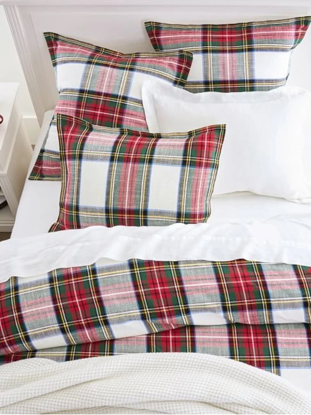 Pottery Barn Stewart Plaid Red, Green & Cream White Cotton Standard Pillow Sham